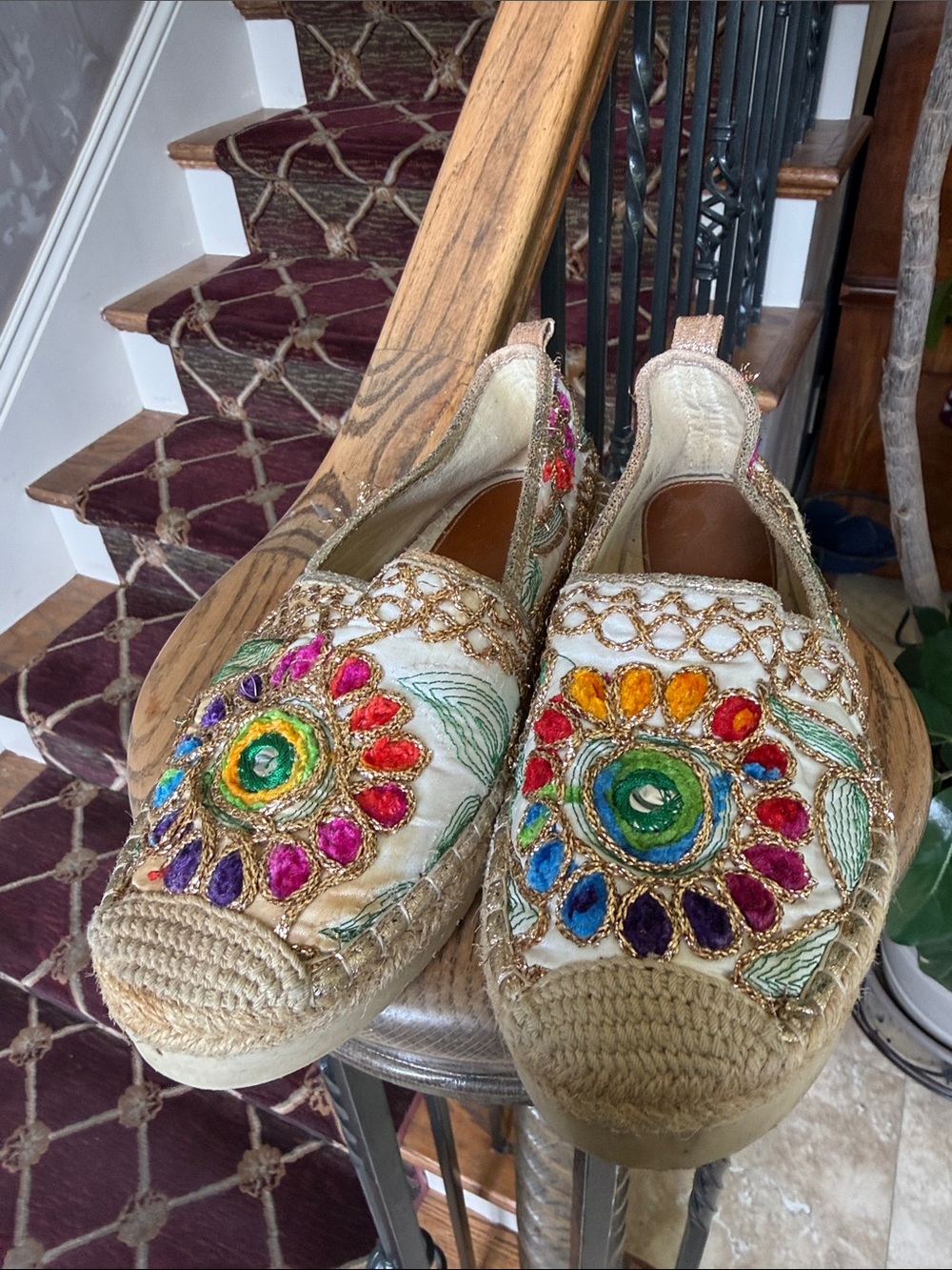 JEWELED ladies slip on espadrilles EURO 38. US 8. Preowned good condition. - Picture 8 of 9